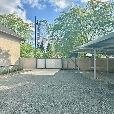 Tuenderkert Apartman ギュラ エクステリア 写真