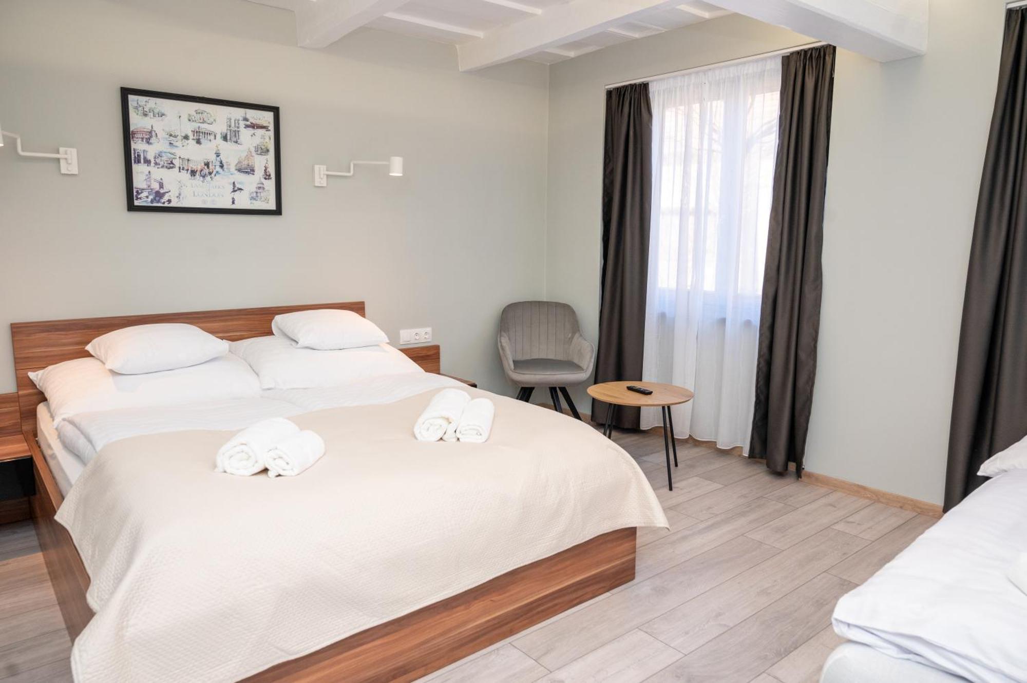 Tuenderkert Apartman ギュラ エクステリア 写真